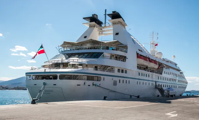 Star Breeze cruise ship