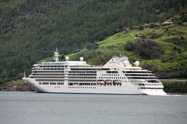 Silver Moon cruise ship