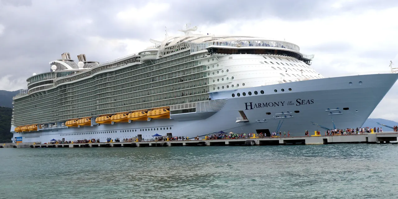 Harmony of the Seas cruise ship