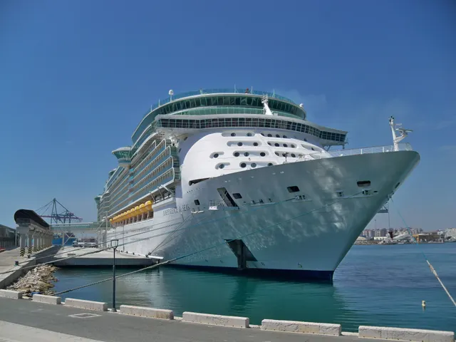 Independence of the Seas cruise ship