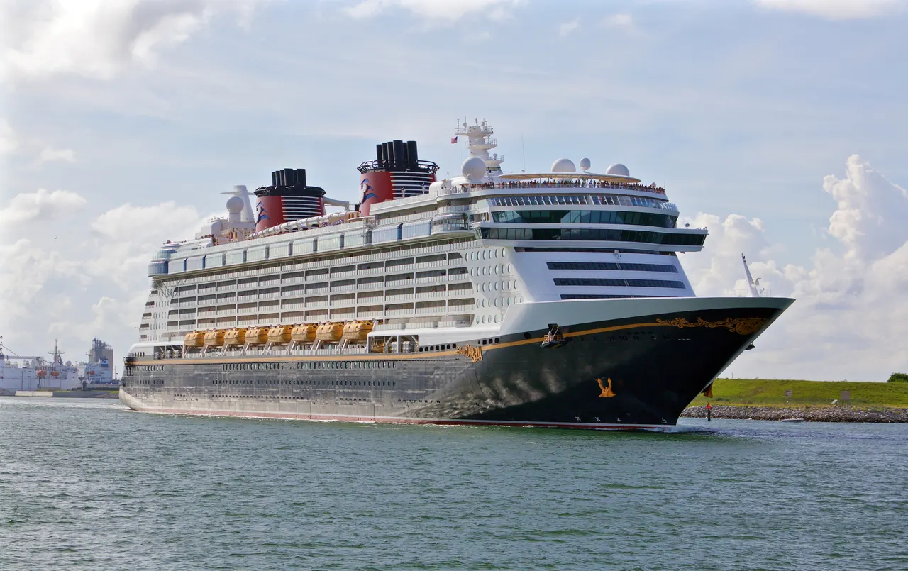 Disney Dream cruise ship