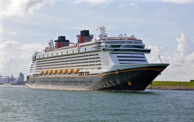 Disney Dream cruise ship