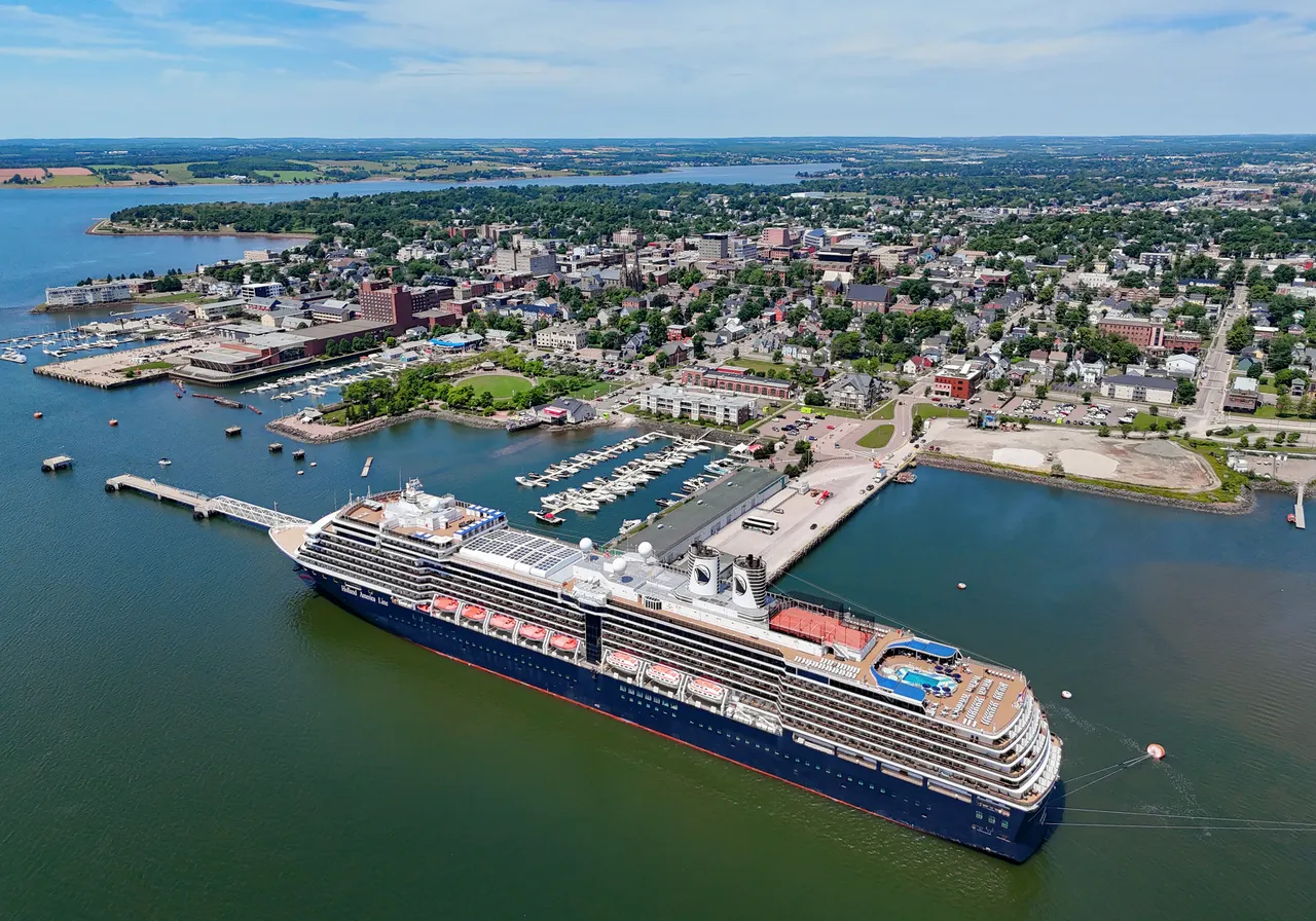 Zuiderdam cruise ship