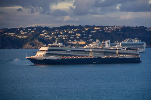 Nieuw Statendam cruise ship