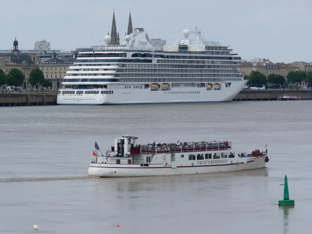 Seven Seas Splendor cruise ship