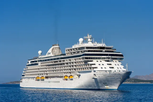 Seven Seas Grandeur cruise ship