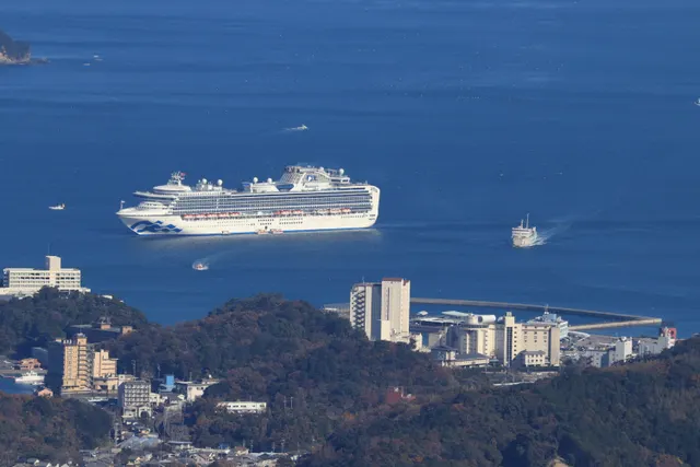 Diamond Princess cruise ship